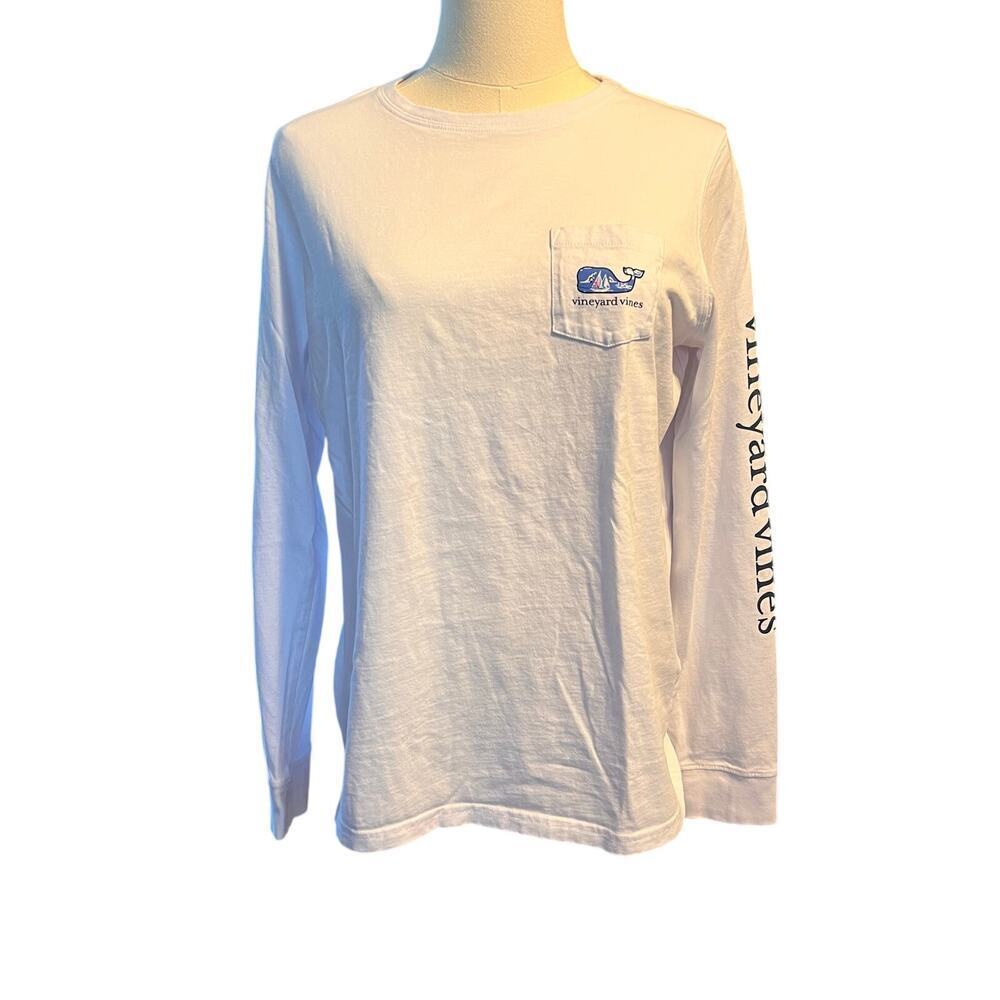 Vineyard Vine Whale Print White Long Sleeve. Size Small